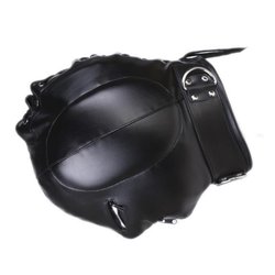 Cagoule pvc complete avec yeux et bouche zippés