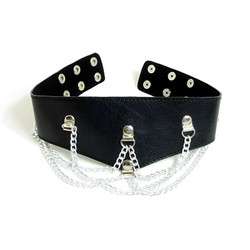 Collier-minerve en cuir noir à chainettes